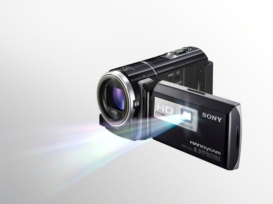 Sony HDR-CX260V High Definition Handycam 8.9 MP Camcorder with 30x Optical Zoom and 16 GB Embedded Memory (Black... N22