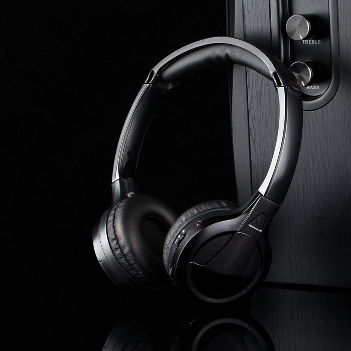 Wireless TV Headphones [No Latency] [Headphones Only], Jelly Comb Wireless RF Stereo [Rechargeable] Headphones... N4