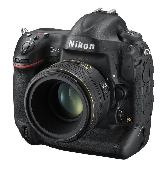 Nikon D4S 16.2 MP CMOS FX Digital SLR with Full 1080p HD Video (Body Only) N5
