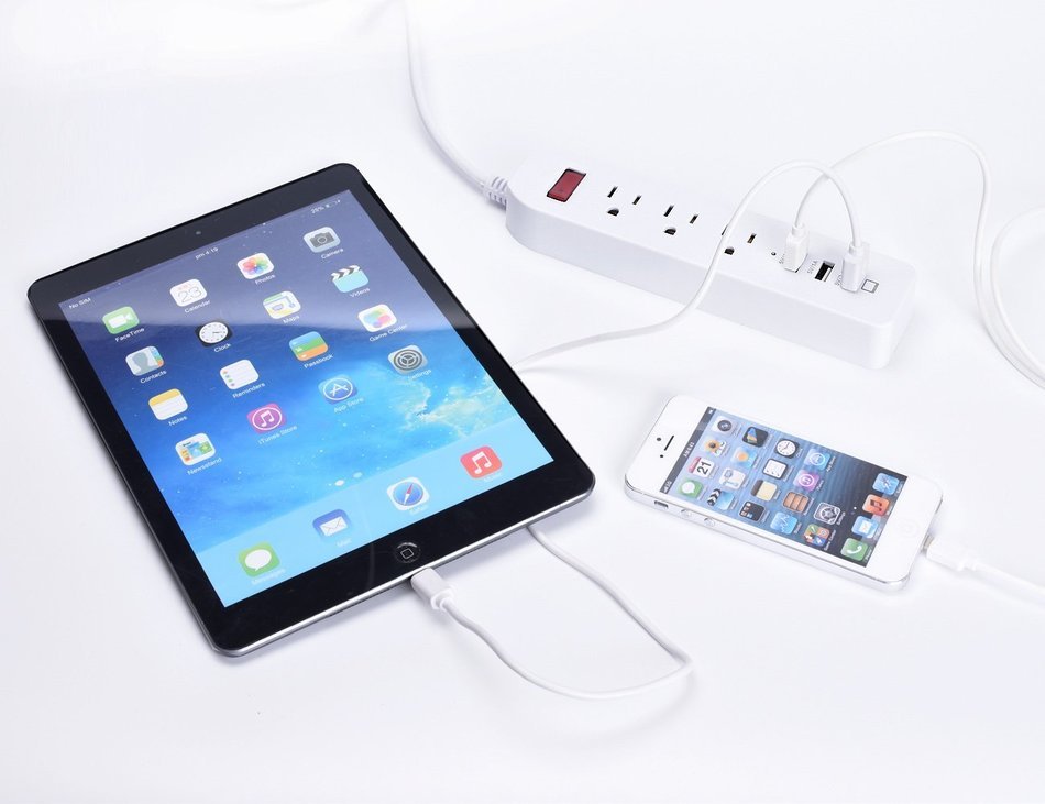 Power Strip, JBonest 1250W 10A 3 USB Ports with 3 Outlet Surge Protector Charging Ports Station Mini Power Strip... N4