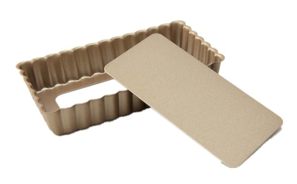Professional Mini Rectangular Cake Pan 4.52.5" with Removable Bottom (1)