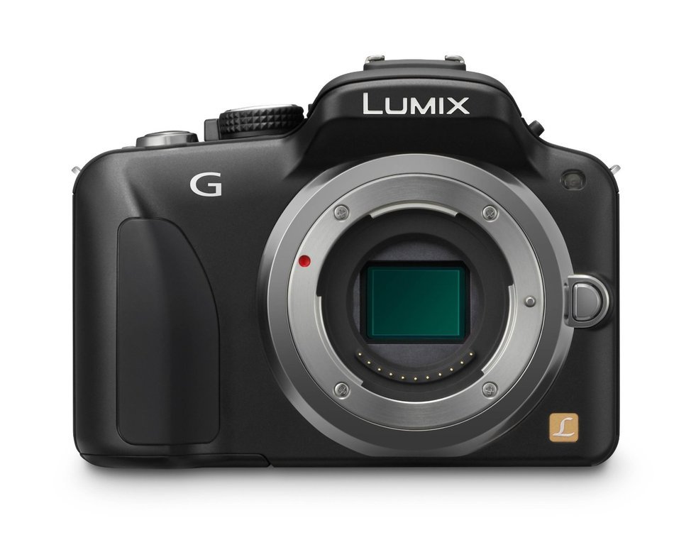 Panasonic LUMIX DMC-G3 16 MP Micro Four-Thirds Interchangeable Lens Camera with 3-Inch Touch Screen LCD (Body...