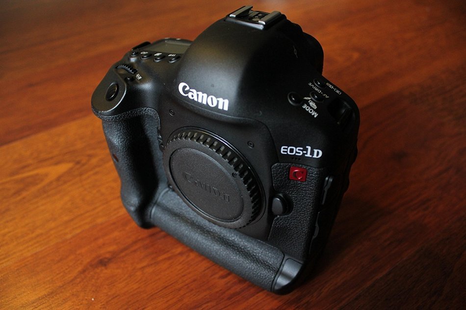 Canon EOS-1D C Cinema Camera Body