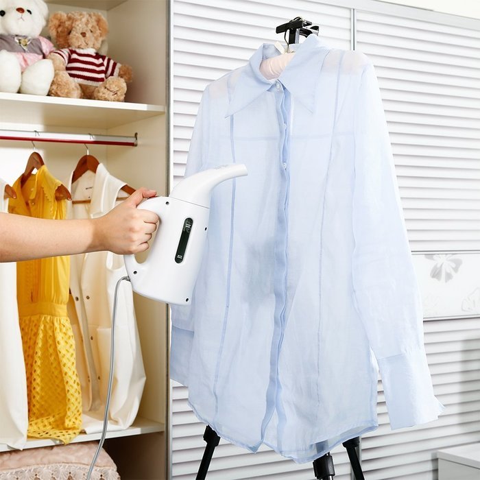 Crazo Mini Garment Steamer with 320 Milliliter Capacity N4