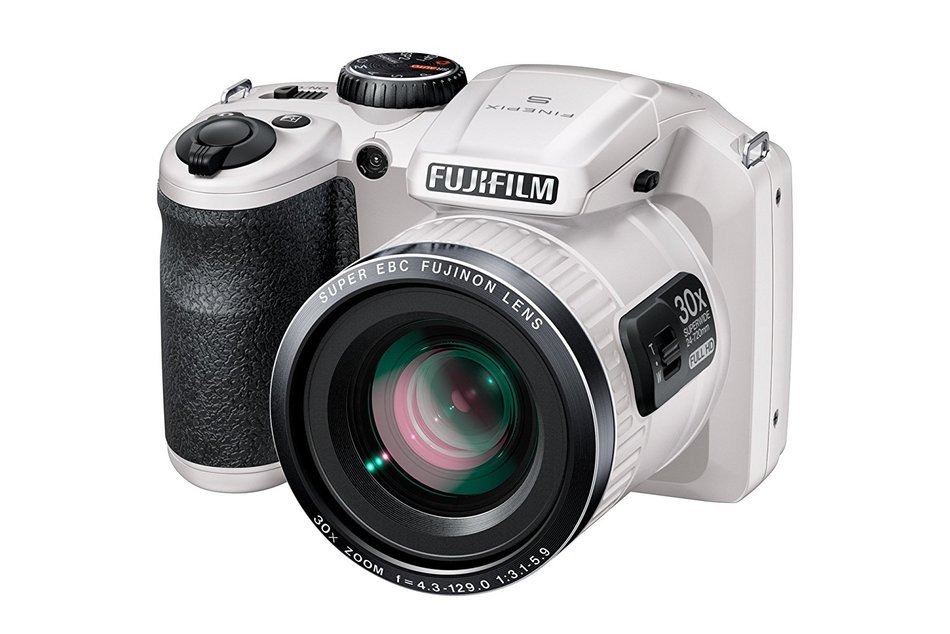 Fujifilm FinePix S6800 16MP Digital Camera with 3-Inch LCD (White) N3