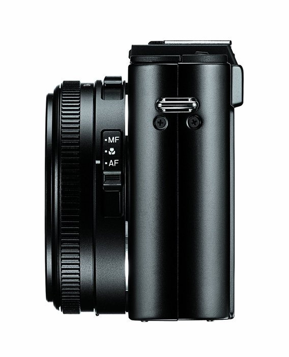 Leica DLUX 6 10-megapixel Digital Camera N6