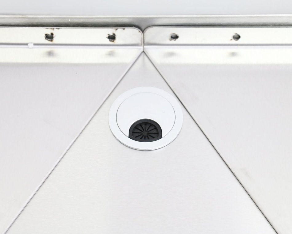 GSW Wall Mount Microwave Oven Shelf MS-2418 N4