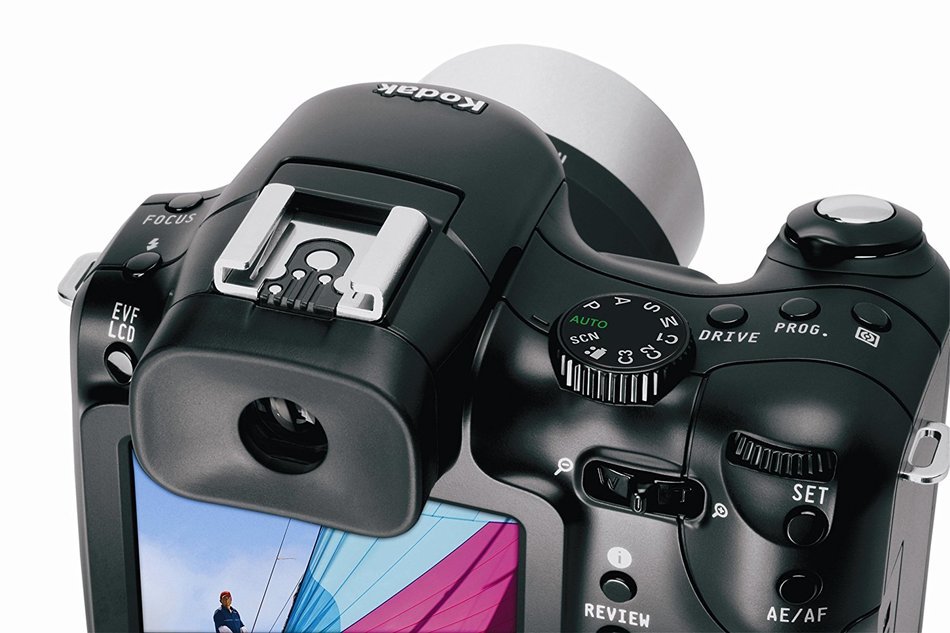 Kodak Easyshare P712 7.1 MP Digital Camera with 12x Image Stabilized Zoom N2