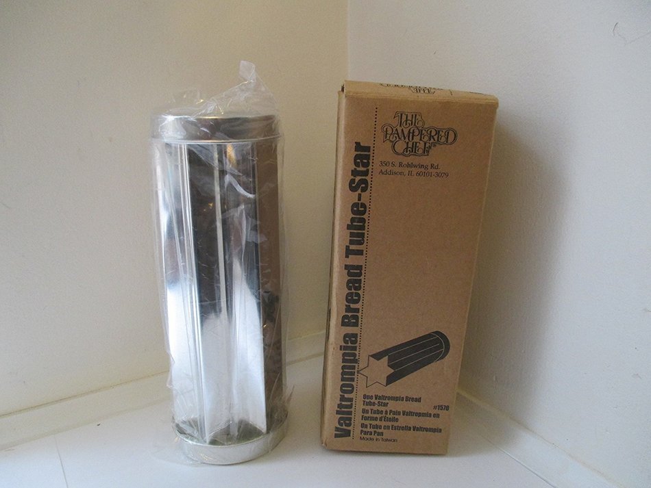 The Pampered Chef Bread Tube / Star of David