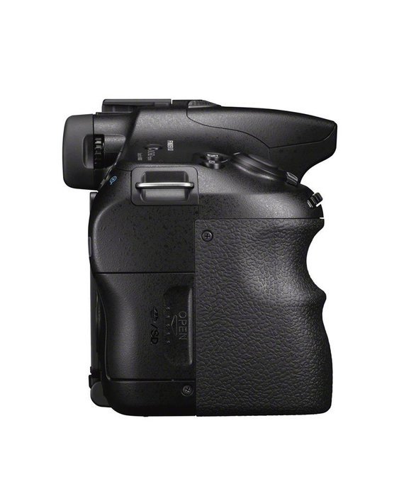 Sony Alpha SLT-A57M 16.1 MP Exmor APS HD CMOS Sensor DSLR with Translucent Mirror Technology and 18-135mm Lens N2