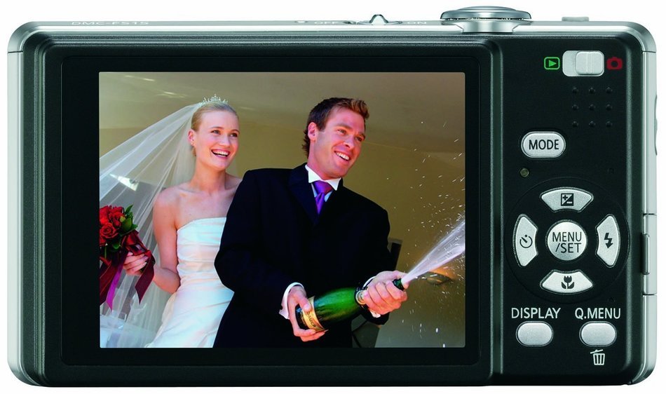 Panasonic Lumix DMC-FS15 12MP Digital Camera with 5x MEGA Optical Image Stabilized Zoom and 2.7 inch LCD (Black)