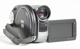 Samsung SC-DC173U DVD Camcorder with 34x Optical Zoom (Discontinued by Manufacturer)