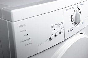 Summit Appliance Dryer in White N3
