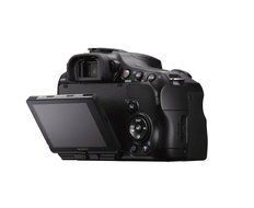 Sony Alpha SLT-A57M 16.1 MP Exmor APS HD CMOS Sensor DSLR with Translucent Mirror Technology and 18-135mm Lens N19