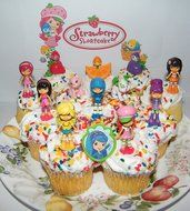 Strawberry Shortcake Deluxe Mini Cake Toppers Cupcake Decorations Set of 13 with 12 Figures and a Toyring featuring... N6