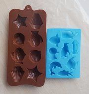 Yunko 8 Cavity Ocean Chocolate Silicone Mold Ice Cube Candy Mould Fudge Mold 2 Pcs /Set Dolphin Whale Squid Penguin...