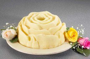 Nordic Ware Platinum Rose Cast Aluminum Bundt Pan N5