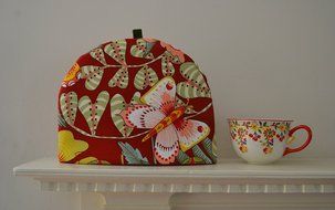 Artisanal Tea Cozy - Butterflies in a Magical Garden - 4 Sizes - 2 Colors