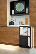 U-Line UCLR1215B00B 15" Freestanding and Built-In Ice Maker with 60 lbs. in Black N2