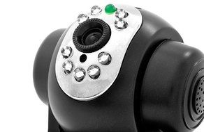 Budget Plug and Play IP Camera "Securas" - 1/4 Inch CMOS, 10m Nightvision, Pan + Tilt, Motion Detection N7