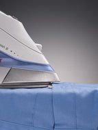 SINGER Expert Finish II 1700 Watt Steam Iron