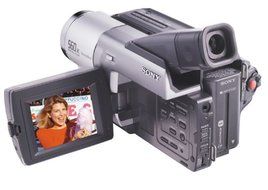 Sony CCDTRV88 Hi8 Camcorder (Discontinued by Manufacturer)