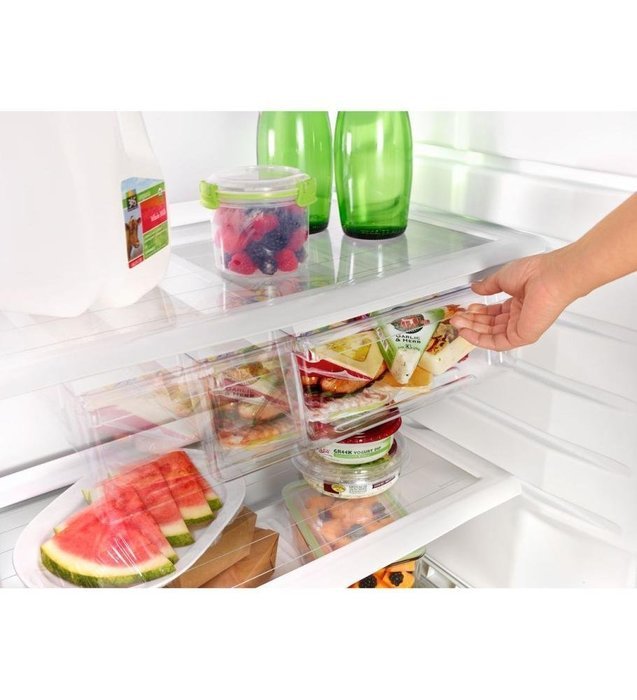 Monochromatic Stainless Steel Whirlpool 28" Wide Top-freezer REF...