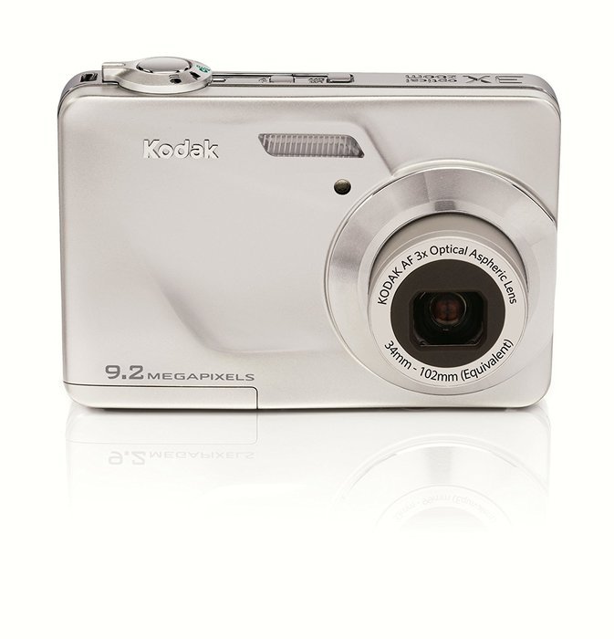 Kodak Easyshare C160 9.2 MP Digital Camera with 3xOptical Zoom and 2.4-Inch LCD (Silver)