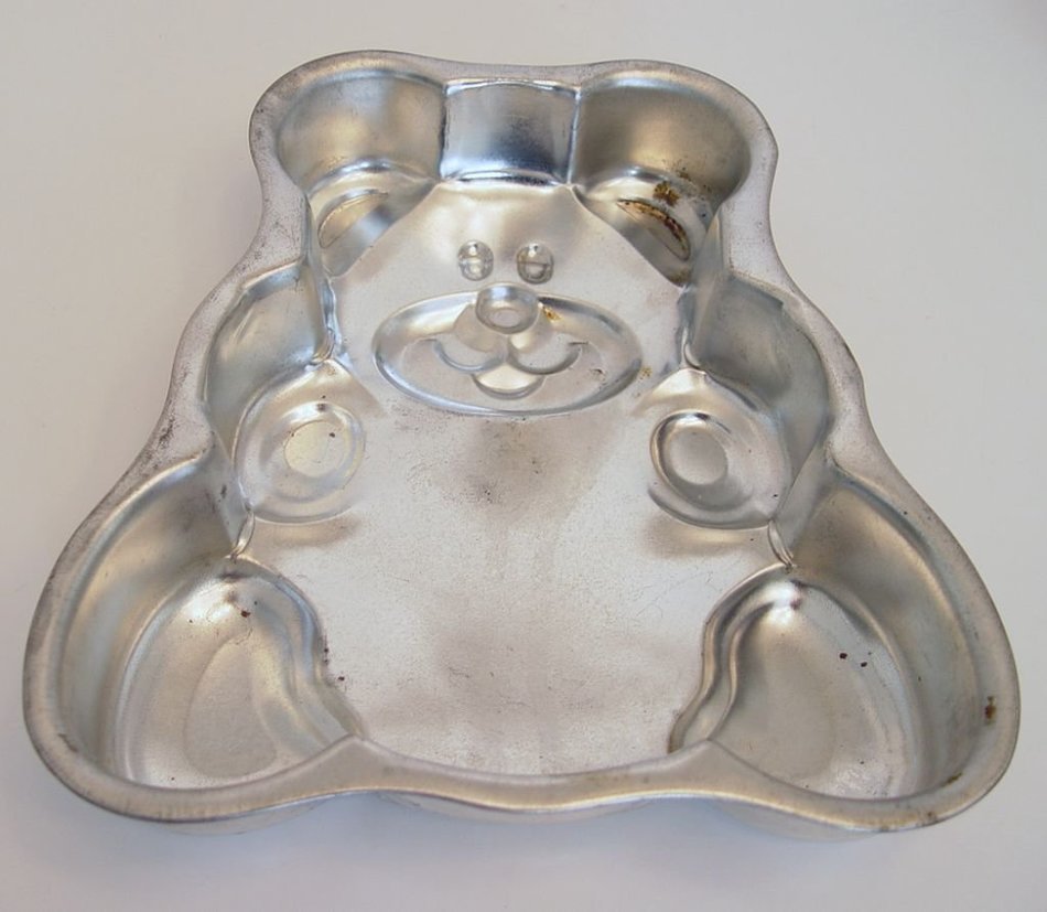Vintage Teddy Bear Cake Pan Mold 10" Tall