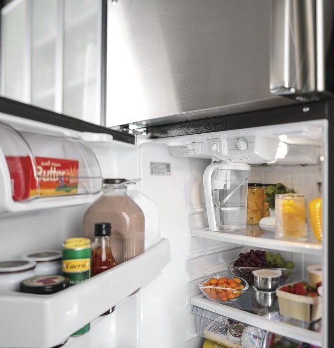 GE GAS18PSJSS GE 28" Freestanding Top Freezer Refrigerator with 17.5 cu. ft. Capacity (Stainless Steel) N2