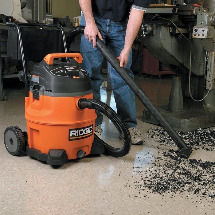 Ridgid 31693 WD1851 16 Gallon 6.5 HP Wet/Dry Vacuum with Cart