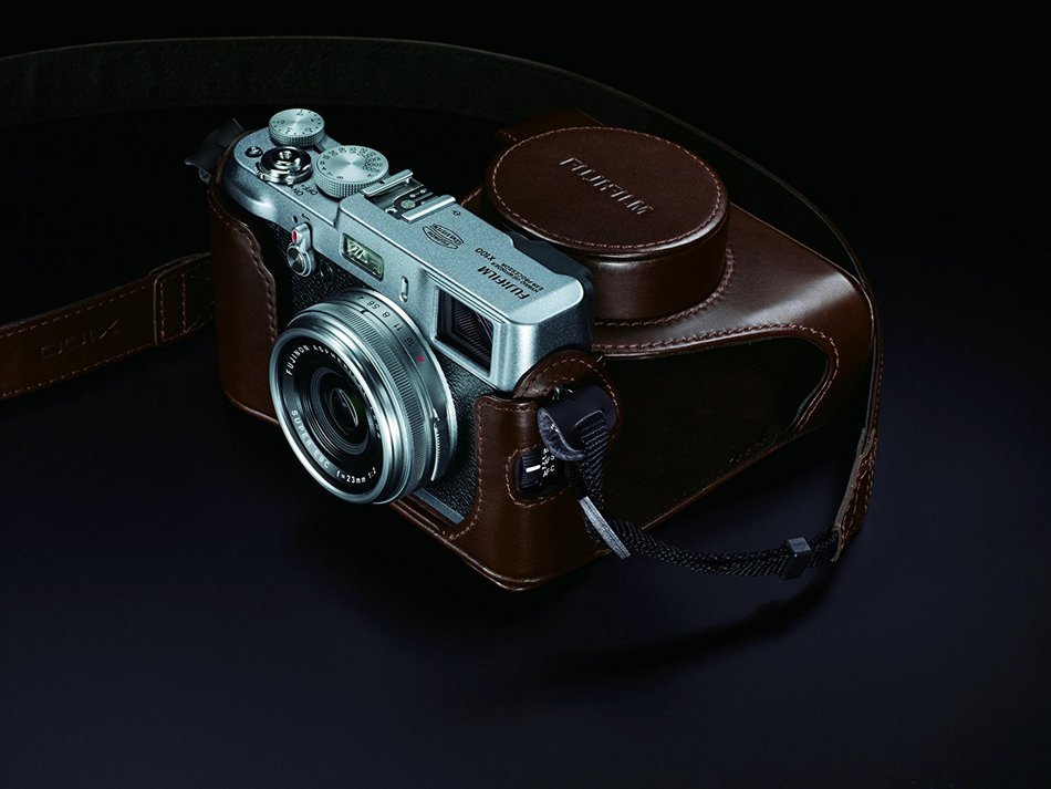 FUJIFILM FinePix X100 APS-C CMOS EXR Digital Camera with 23mm Fujinon Lens and 2.8-Inch LCD - International Version... N16