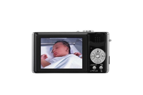 Panasonic Lumix DMC-FX7S 5MP Digital Camera with 3x Image Stabilized Optical Zoom (Silver) N8