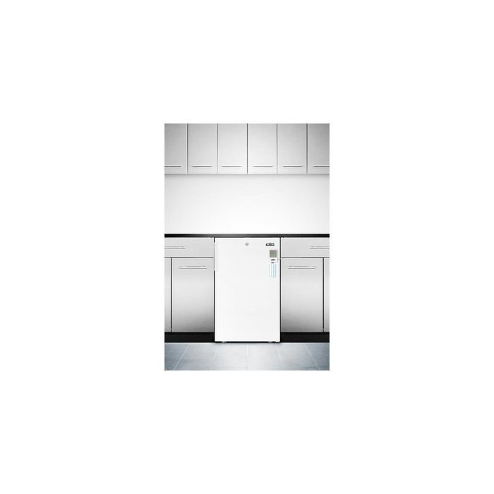 Summit FS407LBIMEDDT 20" Medically Approved Compact Refrigerator with 2.8 cu. ft. Capacity Factory Installed Lock... N3
