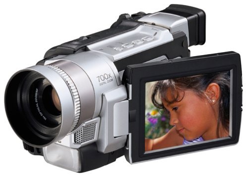 JVC GRDVL820U MiniDV Digital CyberCam Video Camera with 3.5" LCD, SD Memory Card Compatibility & B/W Viewfinder... N2