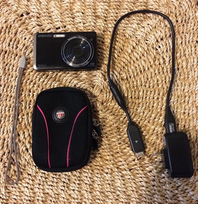 TL220 Digital Camera/silver N3
