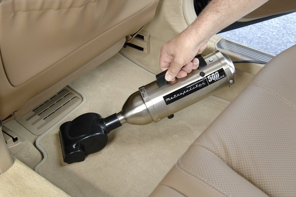 Metro Vacuum VM6BS500T MetroProfessionals 500 Watt 120-Volt Stainless Steel Look Hand Vac with Turbine Brush and...