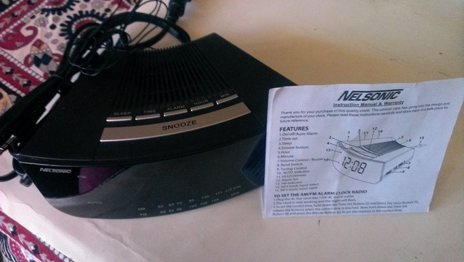 Nelsonic Radio Alarm Clock Mp3 Ready