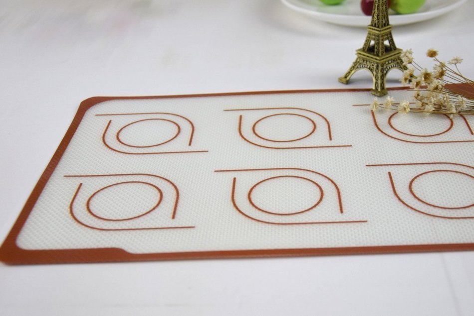 Homankit Silicone Baking Mat for Macarons, Set of 2 Quarter Sheet (7 7/8" x 11 2/5"), Non Stick Cookie Sheets N2
