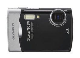 Olympus Stylus 790SW 7.1MP Waterproof Digital Camera with Dual Image Stabilized 3x Optical Zoom (Orange)