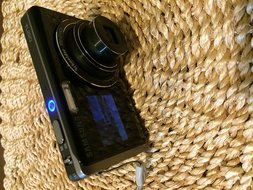 TL220 Digital Camera/silver N8