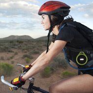 Portable Bluetooth Speaker, Basse IPX7 Waterproof Speaker Portable Outdoor Bluetooth Speaker with Mic, 8 Hour... N9