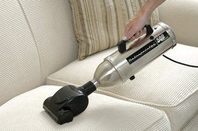 Metro Vacuum VM6BS500T MetroProfessionals 500 Watt 120-Volt Stainless Steel Look Hand Vac with Turbine Brush and... N3