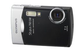 Olympus Stylus 790SW 7.1MP Waterproof Digital Camera with Dual Image Stabilized 3x Optical Zoom (Orange) N4