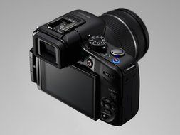 Panasonic LUMIX DMC-G3 16 MP Micro Four-Thirds Interchangeable Lens Camera with 3-Inch Free-Angle Touch-Screen...