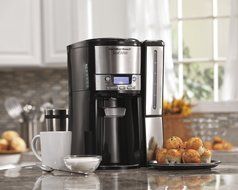 Hamilton Beach 12-Cup Coffee Maker, Programmable BrewStation Dispensing Coffee Machine (47950)