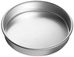 Wilton Decorative Preferred 8 by 3-Inch Round Bakeware N2