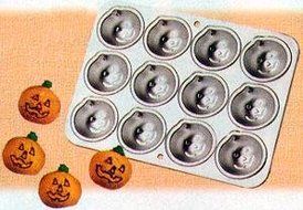 Wilton Petite Pumpkin Pan