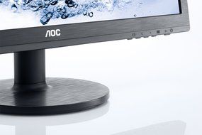 AOC e2460Sh 24&quot; 16:9 Black W-LED 1920x1080, TN 170/160 (CR10), 1000:1, 1ms GtG, Speakers,... N2