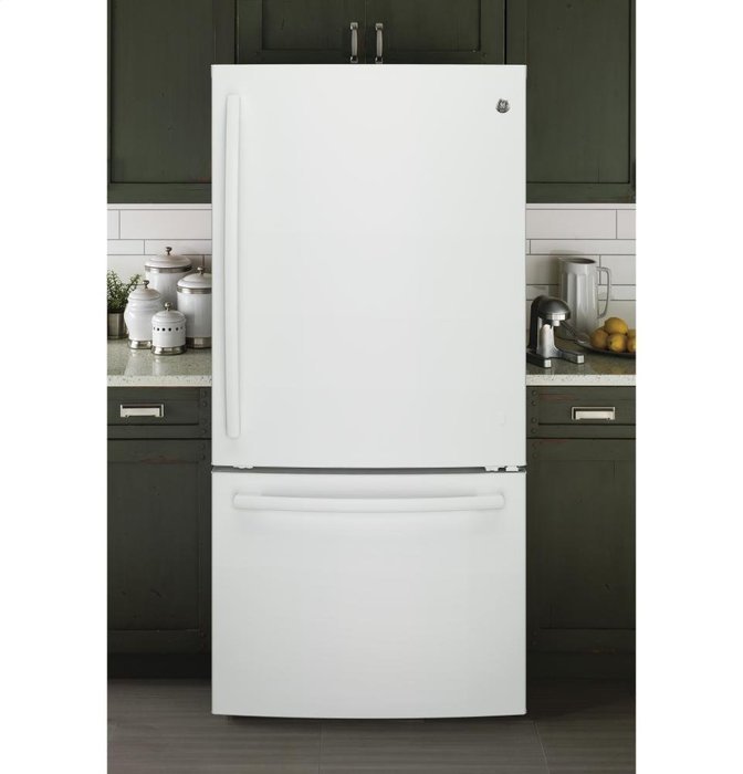 GE White Bottom Freezer Refrigerator N4